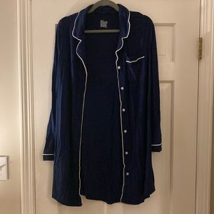 Gillian & OMalley women’s medium nightgown. EUC